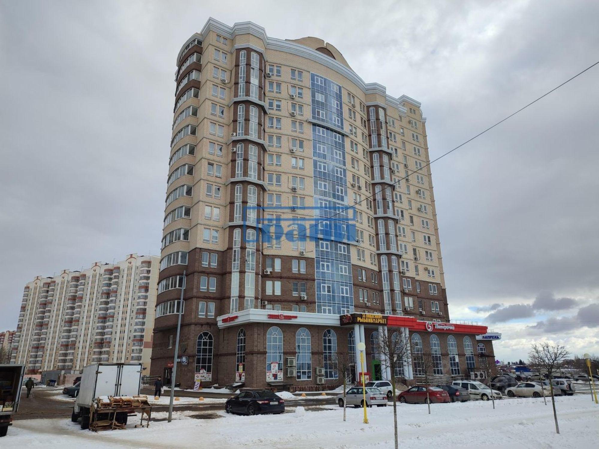 Сдать торговое помещение за 85 001 рублей на проспект А.Ф. Дериглазова, 15