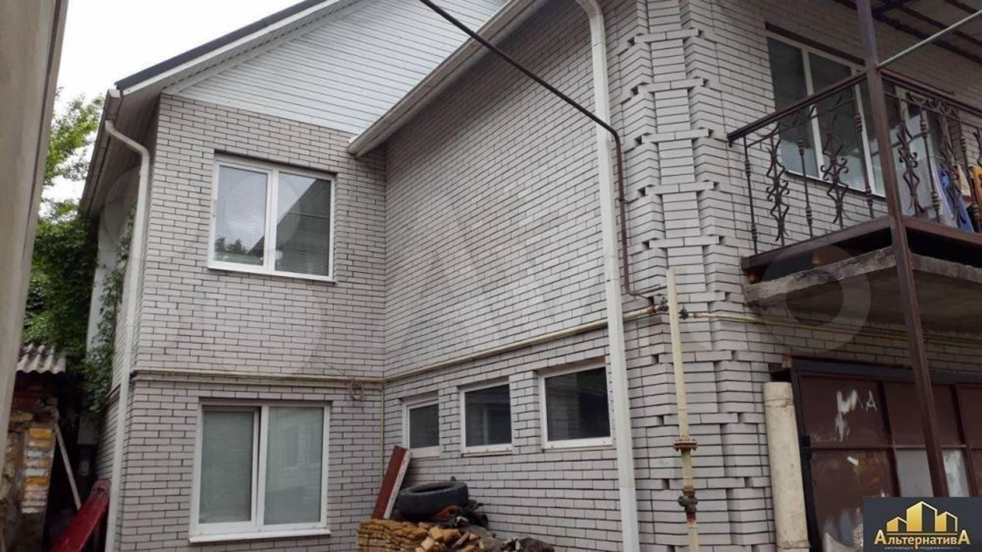 Купить дачу, дом, коттедж за 22 000 000 рублей на Кирова ул.