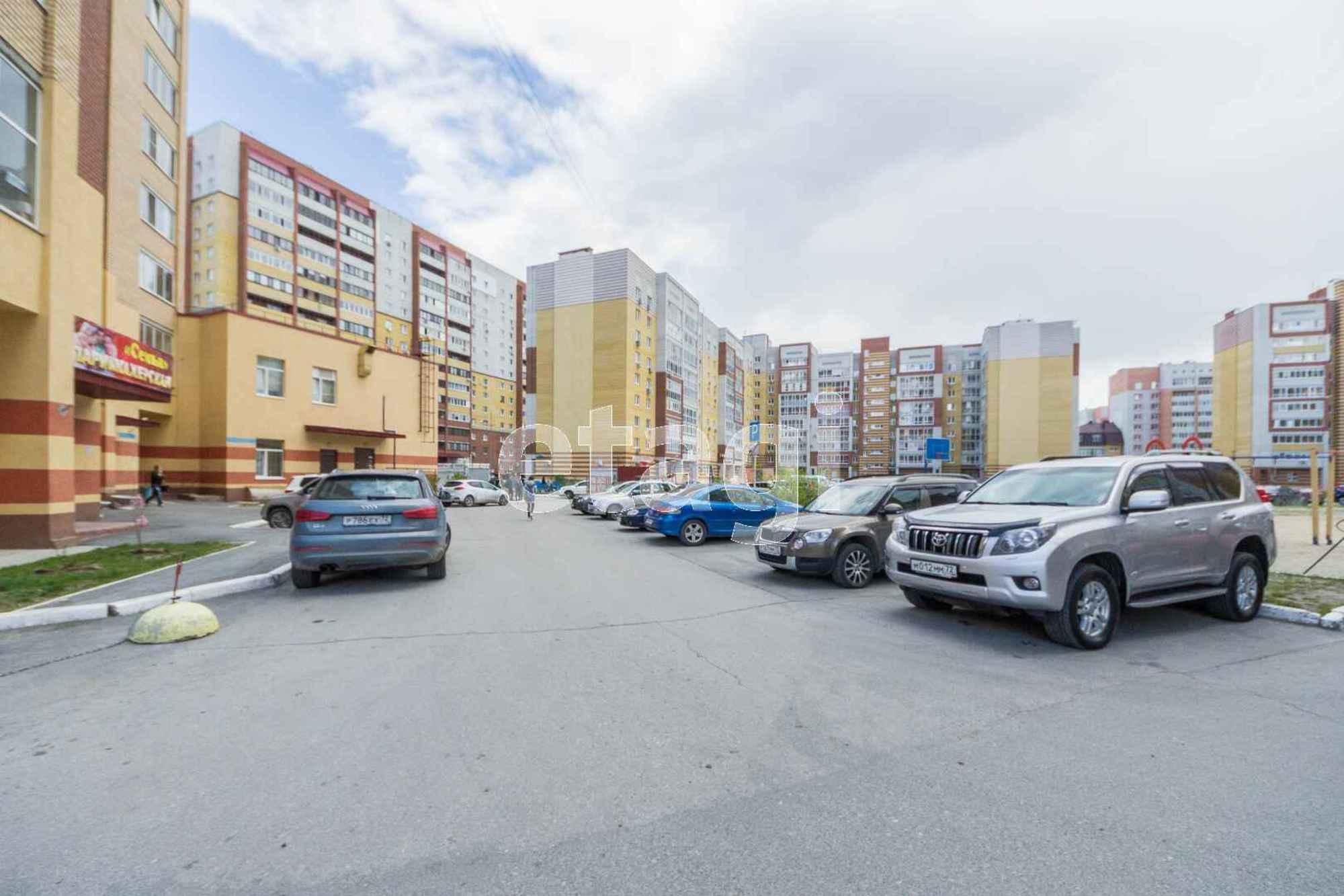 Купить торговое помещение за 13 000 000 рублей на Евгения Богдановича 8