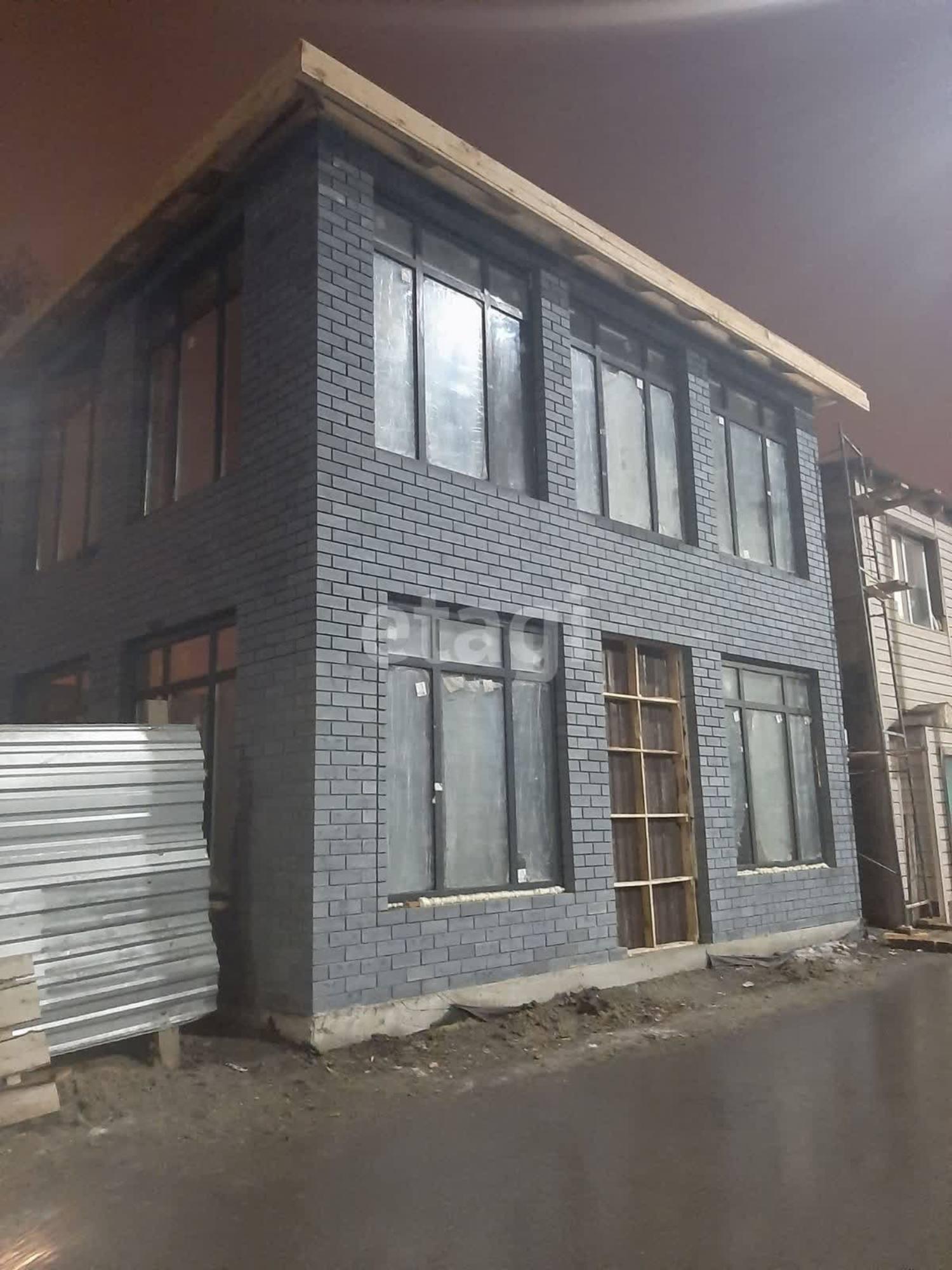 Купить дачу, дом, коттедж за 15 000 000 рублей на Полевая, 5а