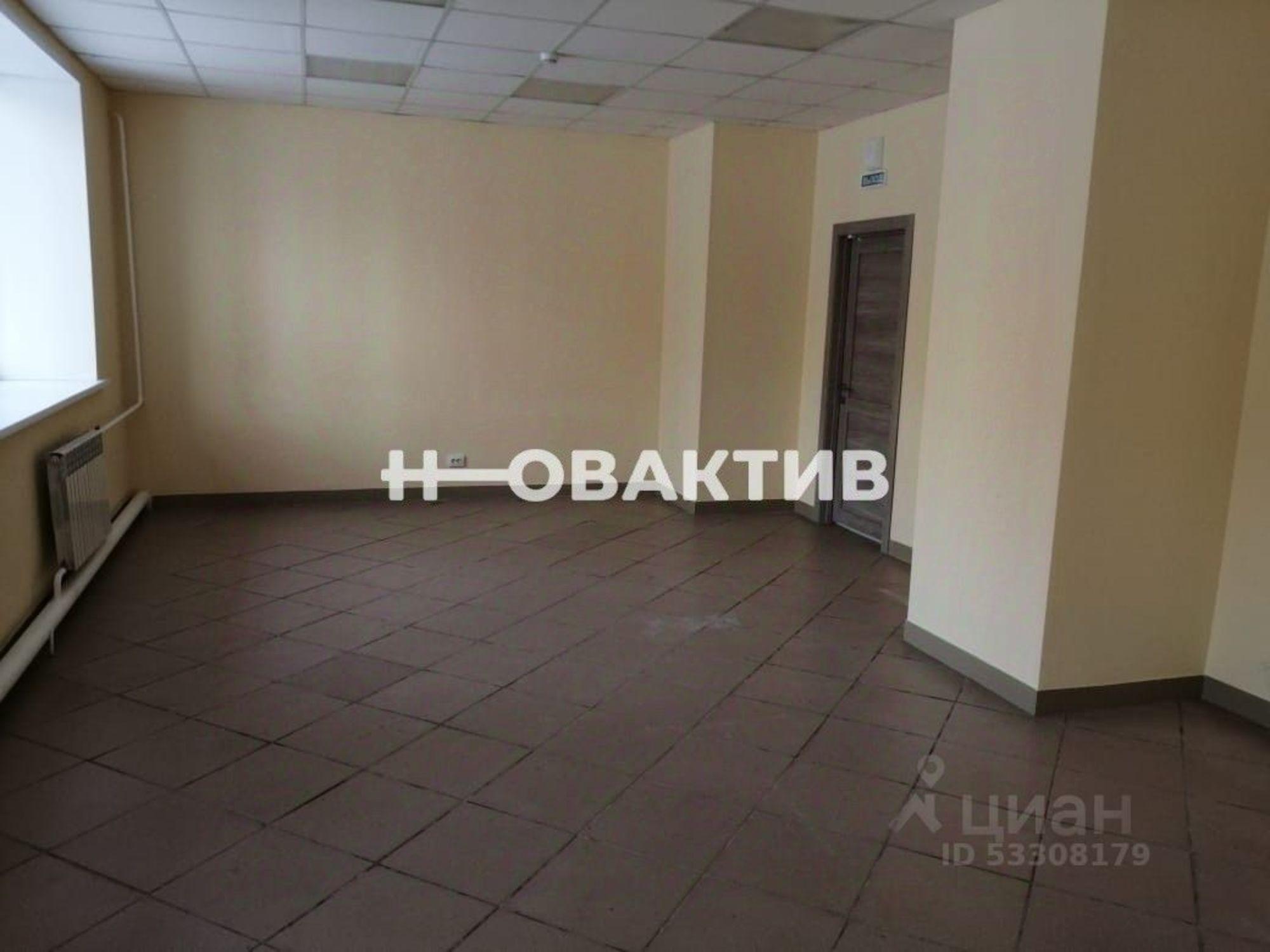 Сдать офис, помещение под офис за 240 000 рублей на улица 40 лет Октября, 10