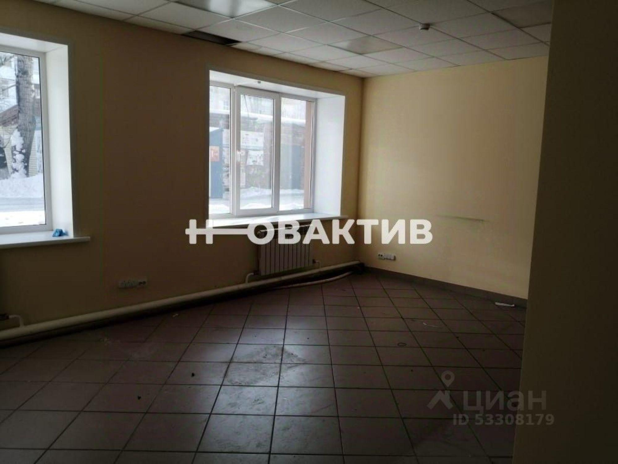 Сдать офис, помещение под офис за 240 000 рублей на улица 40 лет Октября, 10