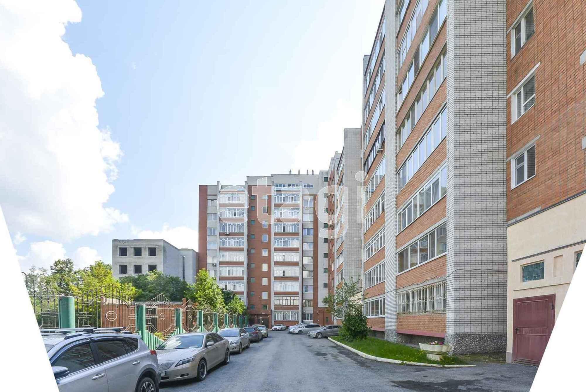 Купить квартиру за 28 150 000 рублей на Новосибирская, 50