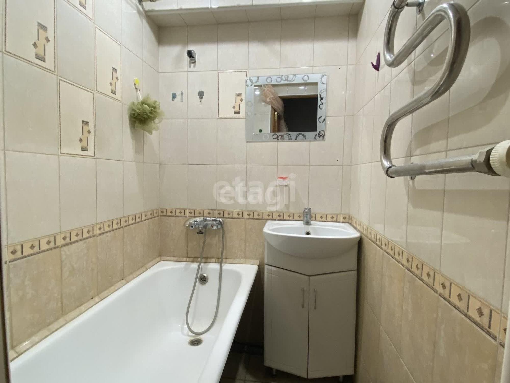 Купить квартиру за 5 390 000 рублей на Елизарова, 76