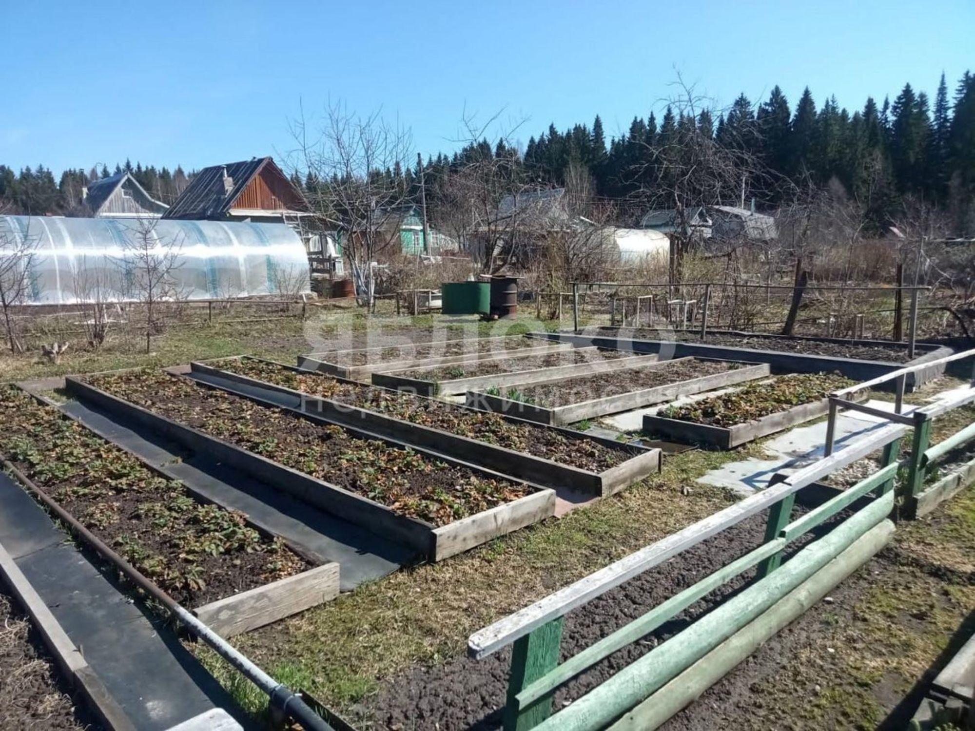 Купить дачу, дом, коттедж за 280 000 рублей на муниципальное образование город Березники, снт 27