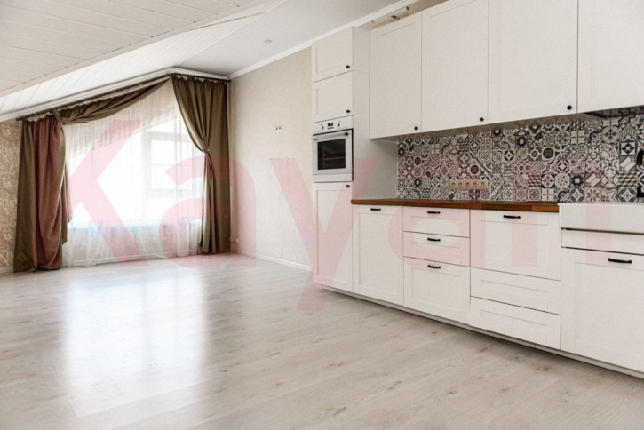 2-комн квартира Верхняя ул.