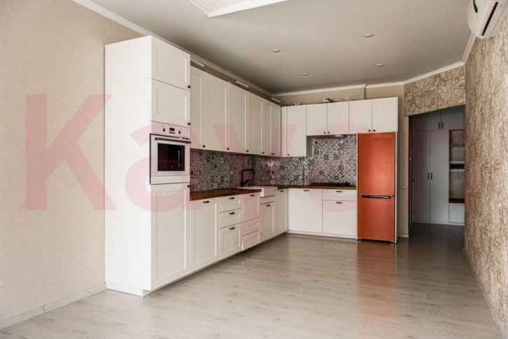 2-комн квартира Верхняя ул.