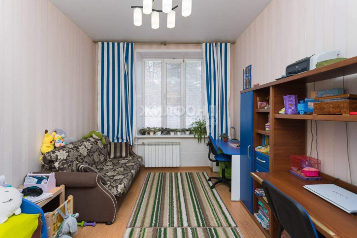 2-комн квартира Богдана Хмельницкого улица, д.29/2