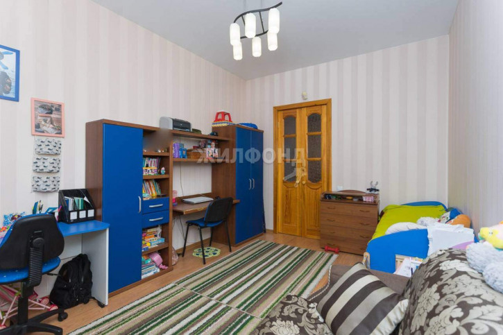 2-комн квартира Богдана Хмельницкого улица, д.29/2