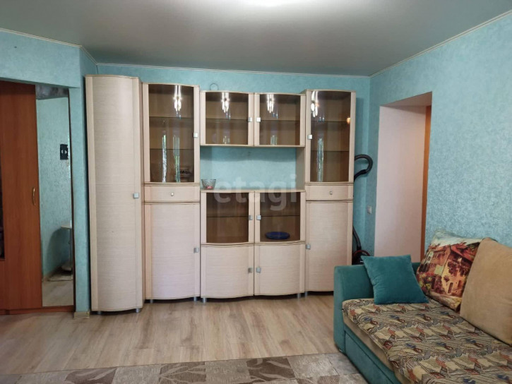 3-комн квартира Геологоразведчиков пр, 1