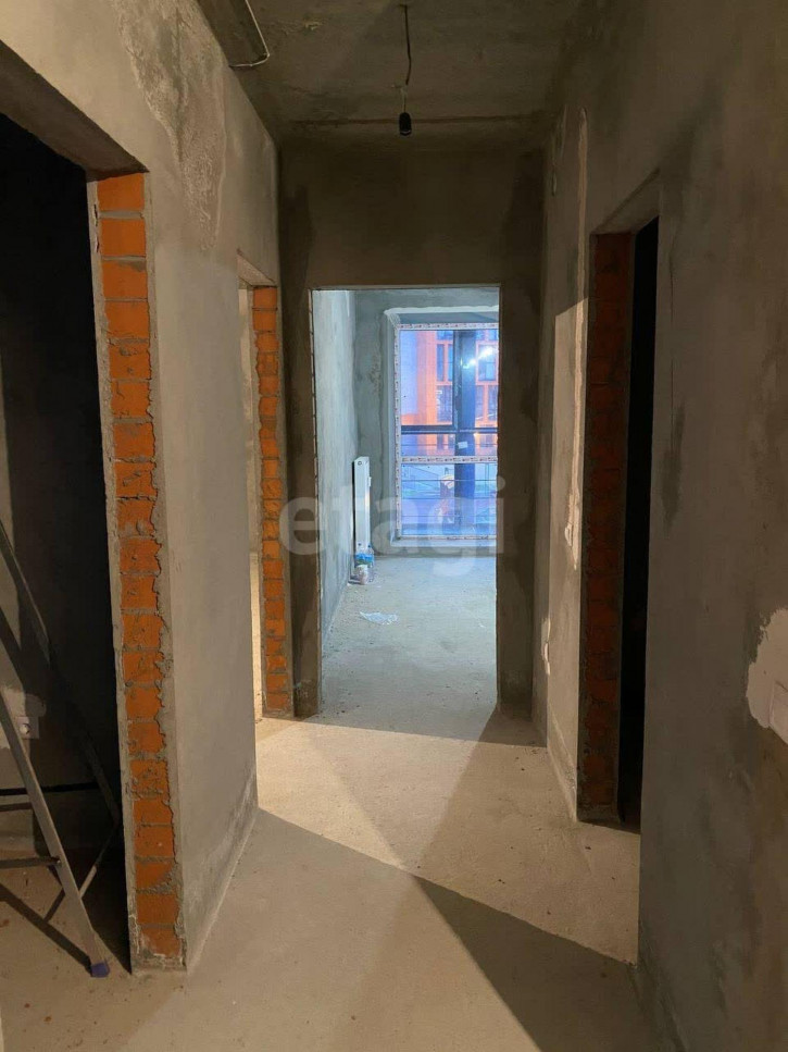 2-комн квартира Полевая, 105
