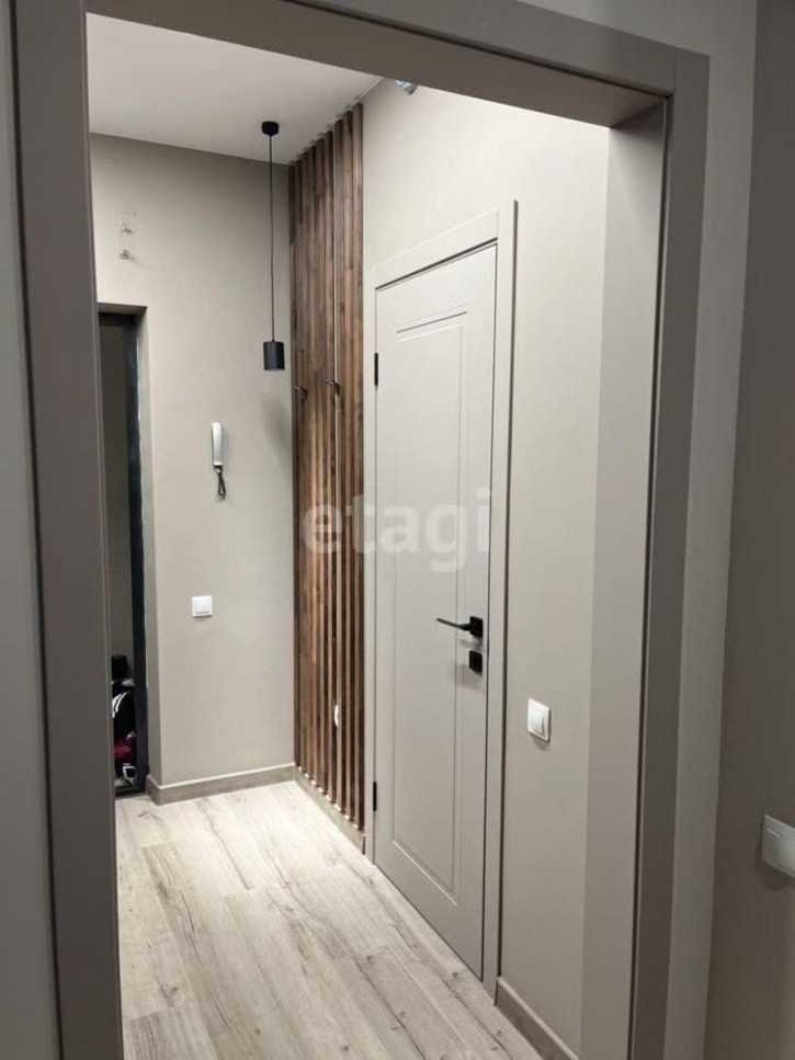 Студия Сергея Джанбровского, 3