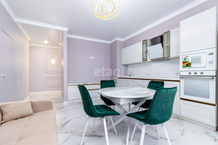3-комн квартира Республики, 204/6