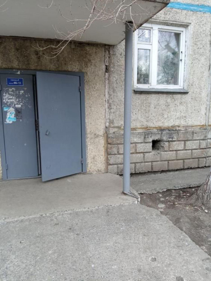 Комната Саяногорск, Ленинградский  микрорайон, 23Б