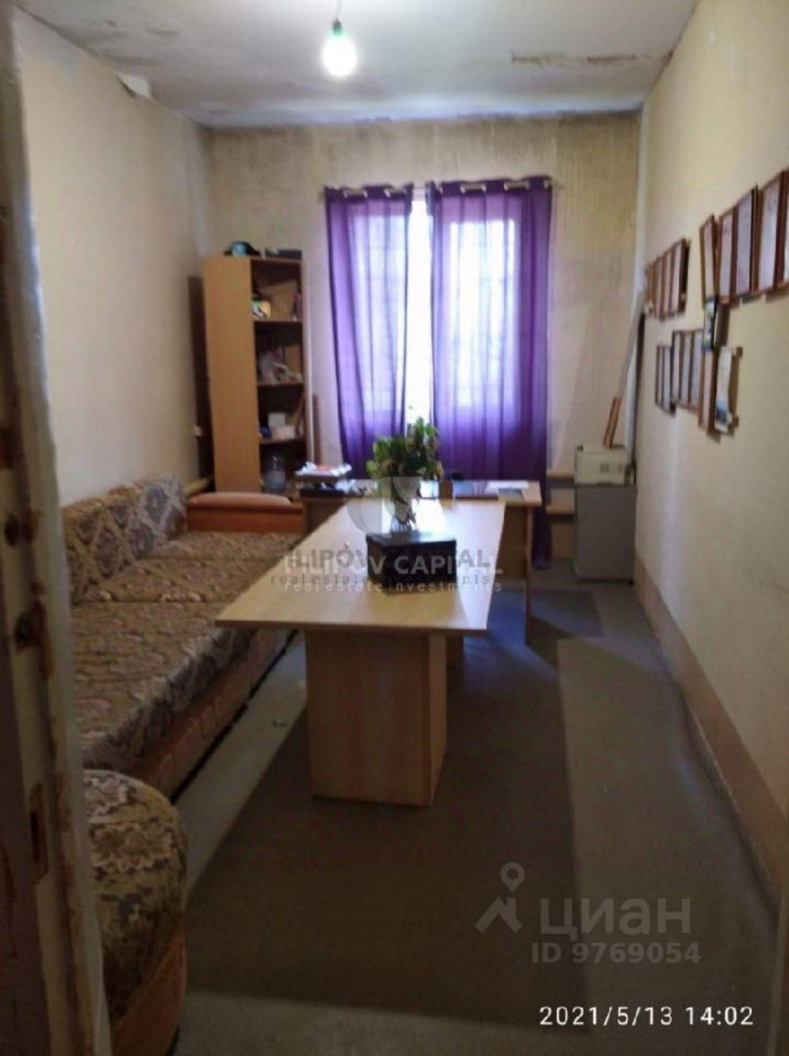 Отдельное здание улица Демьяна Бедного, 68/2,  д. 68/2