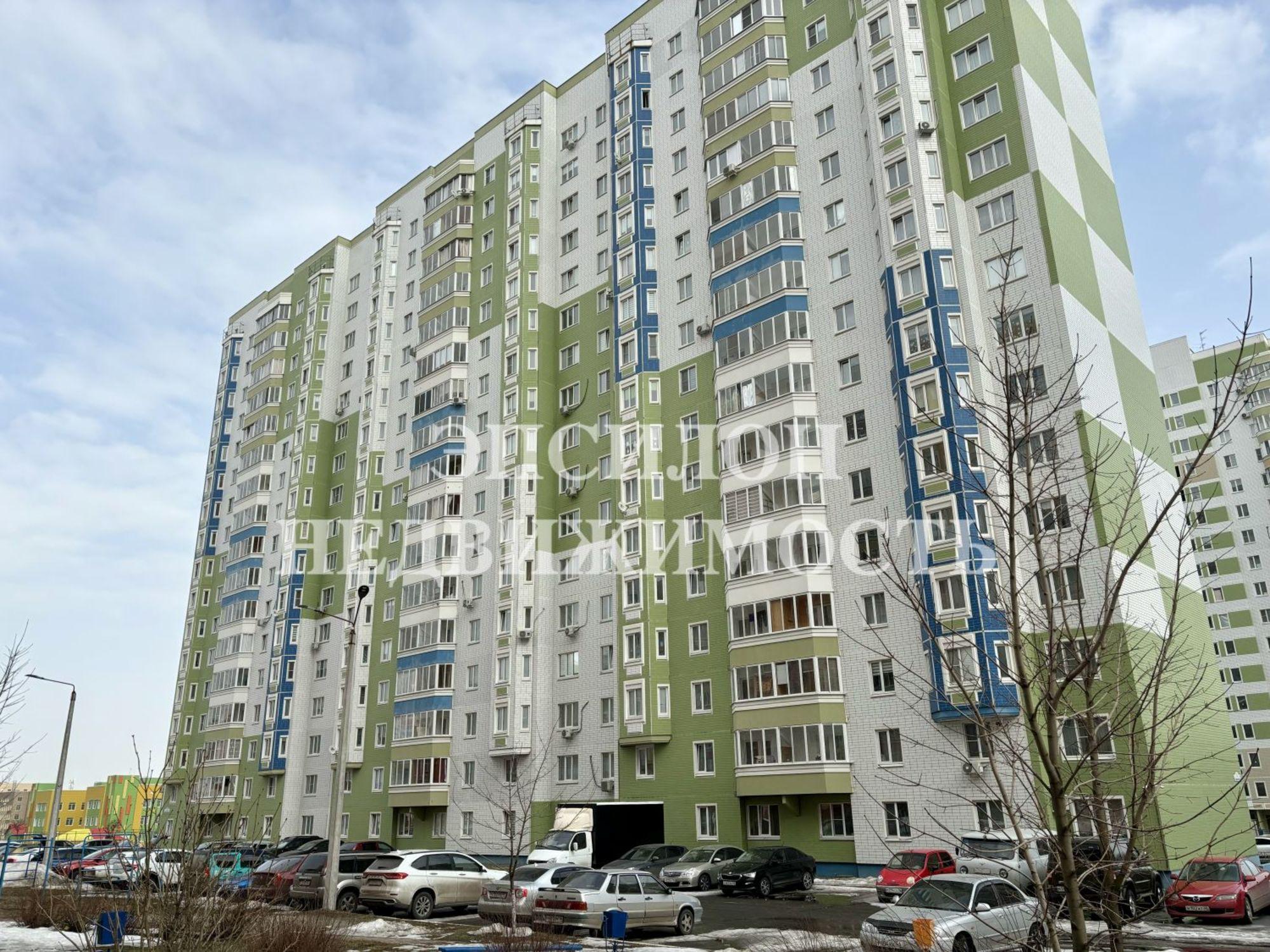 Купить квартиру за 5 700 000 рублей на Домостроителей, 3