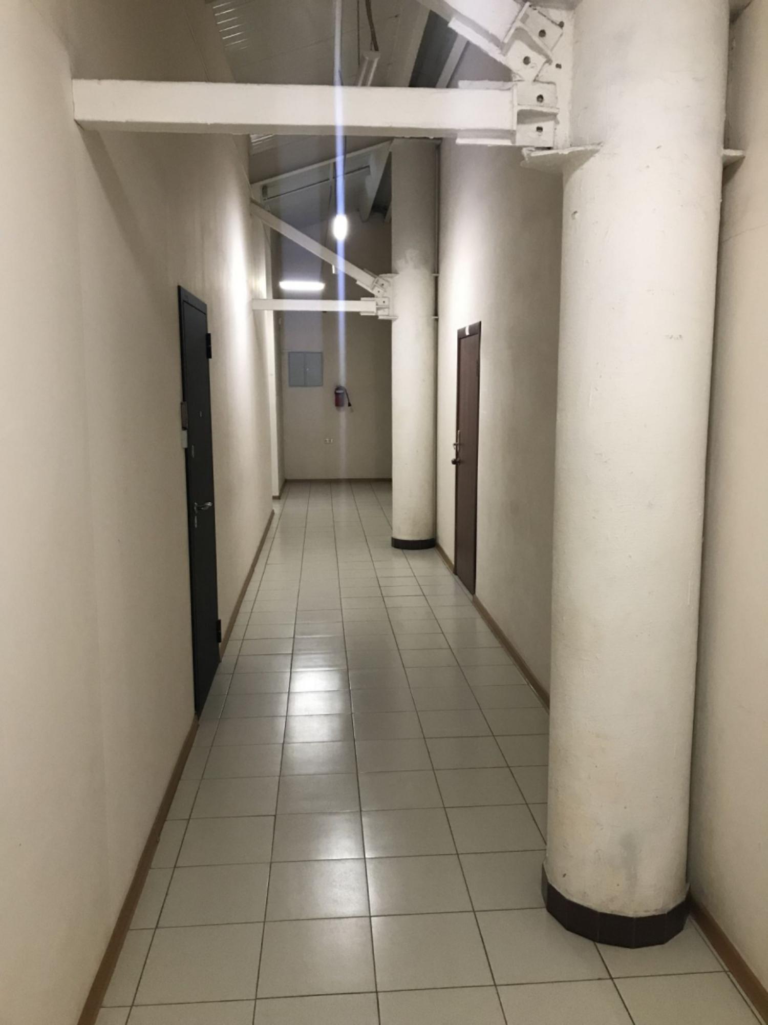 Сдать офис, помещение под офис за 18 000 рублей на пр-кт Кирова, 180б