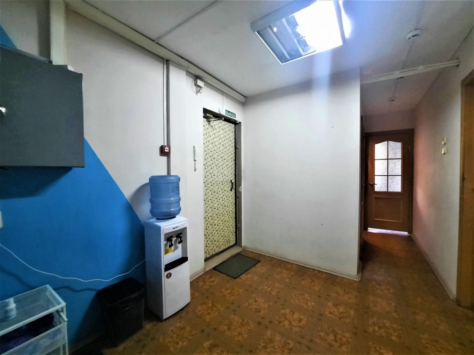 Купить помещение свободного назначения за 5 500 000 рублей на ул Стара Загора, 152