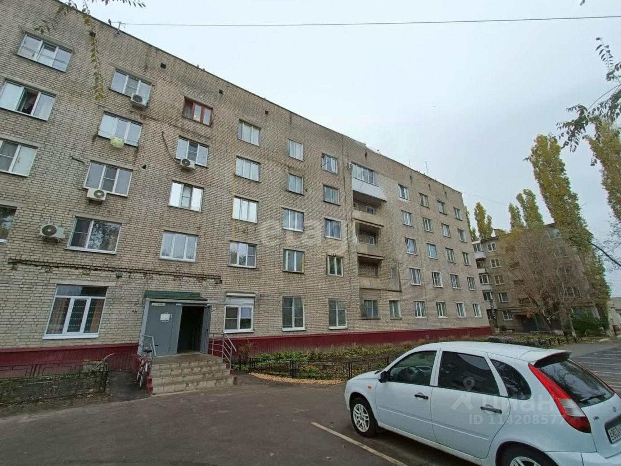 Купить комнату за 400 000 рублей на улица Чкалова, 3