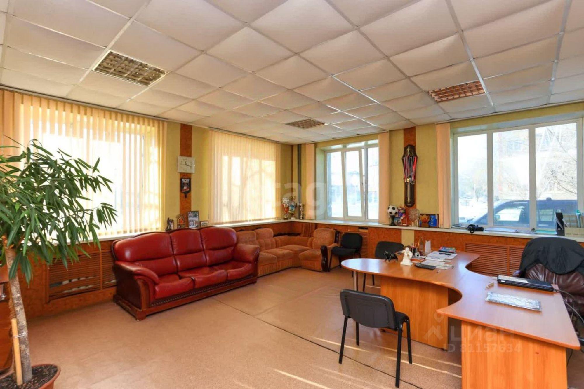Купить офис, помещение под офис за 25 991 300 рублей на улица Горького, 2А