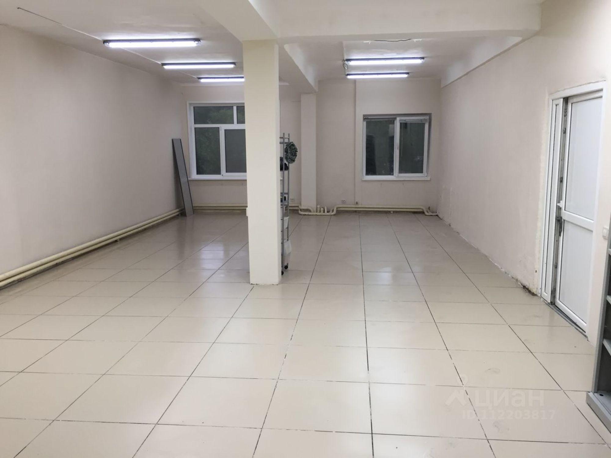 Купить помещение свободного назначения за 10 500 100 рублей на Текстильная улица, 48