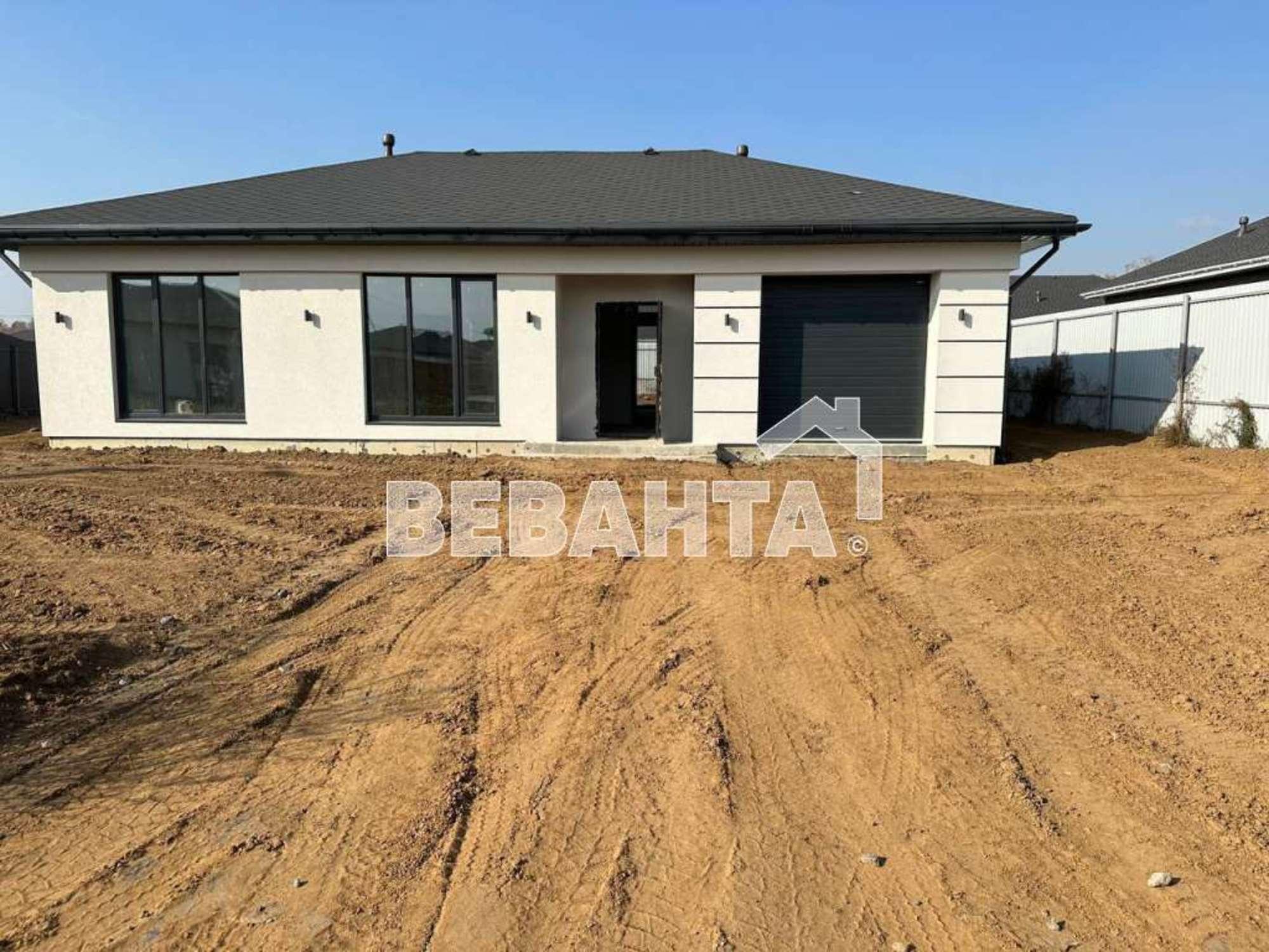 Купить дачу, дом, коттедж за 11 700 000 рублей на Слободская,
          4