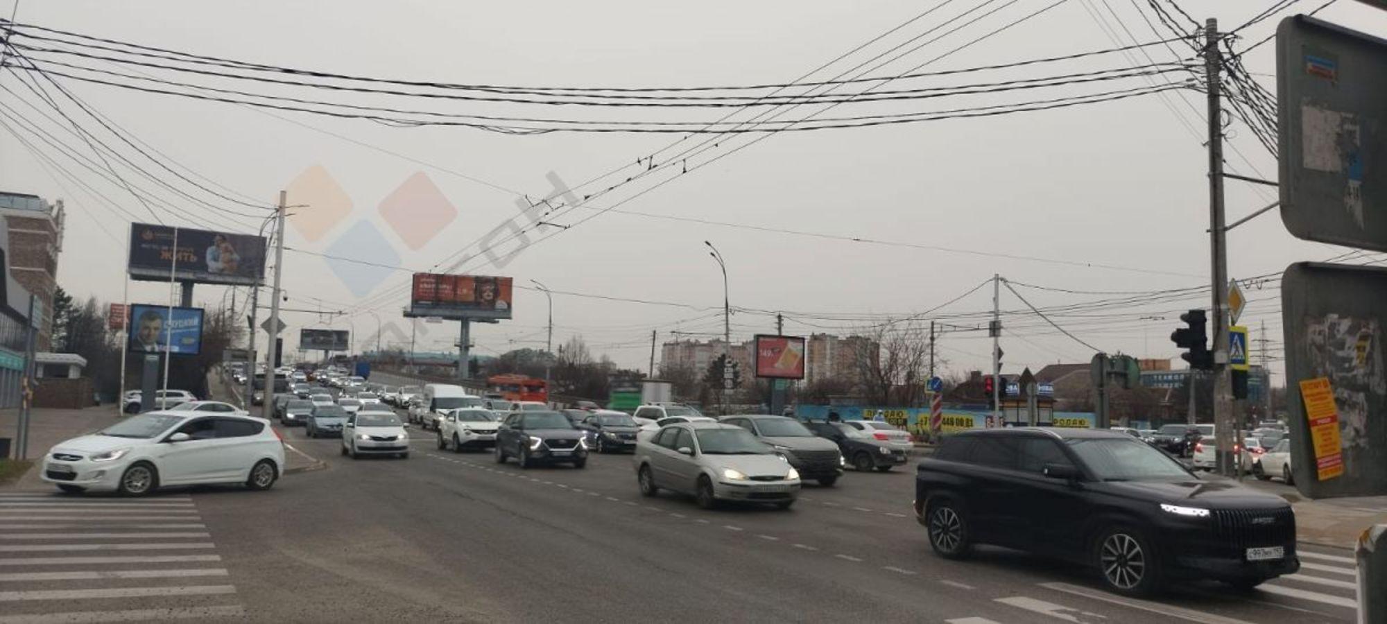 Сдать торговое помещение за 50 000 рублей на Передовая ул, 36