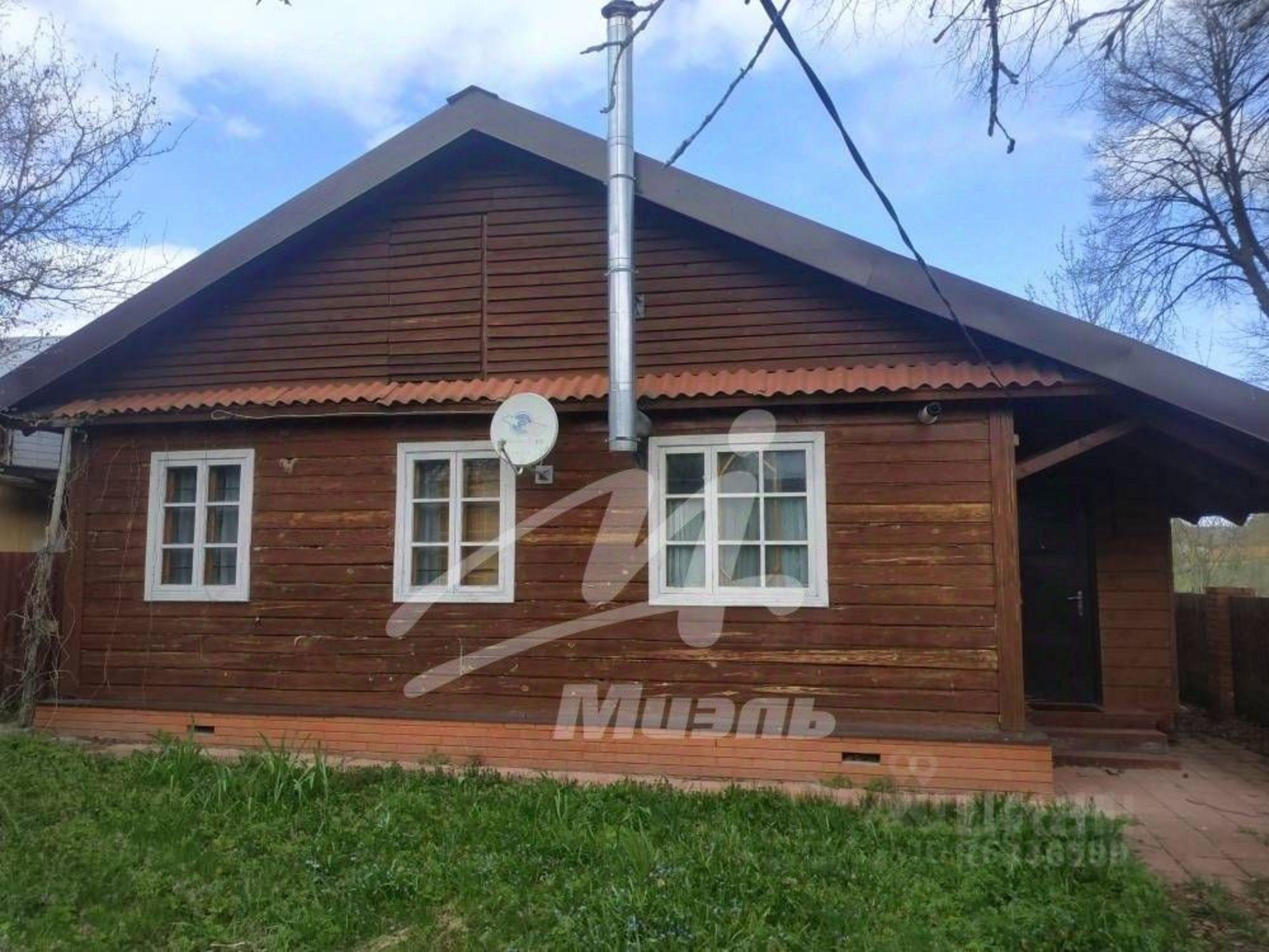 Сдать дачу, дом, коттедж за 40 000 рублей на Жуковский район, Любицы д., д.42