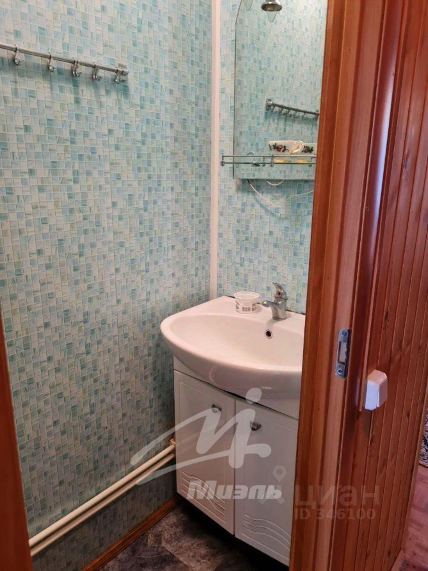 Сдать дачу, дом, коттедж за 40 000 рублей на Жуковский район, Любицы д., д.42