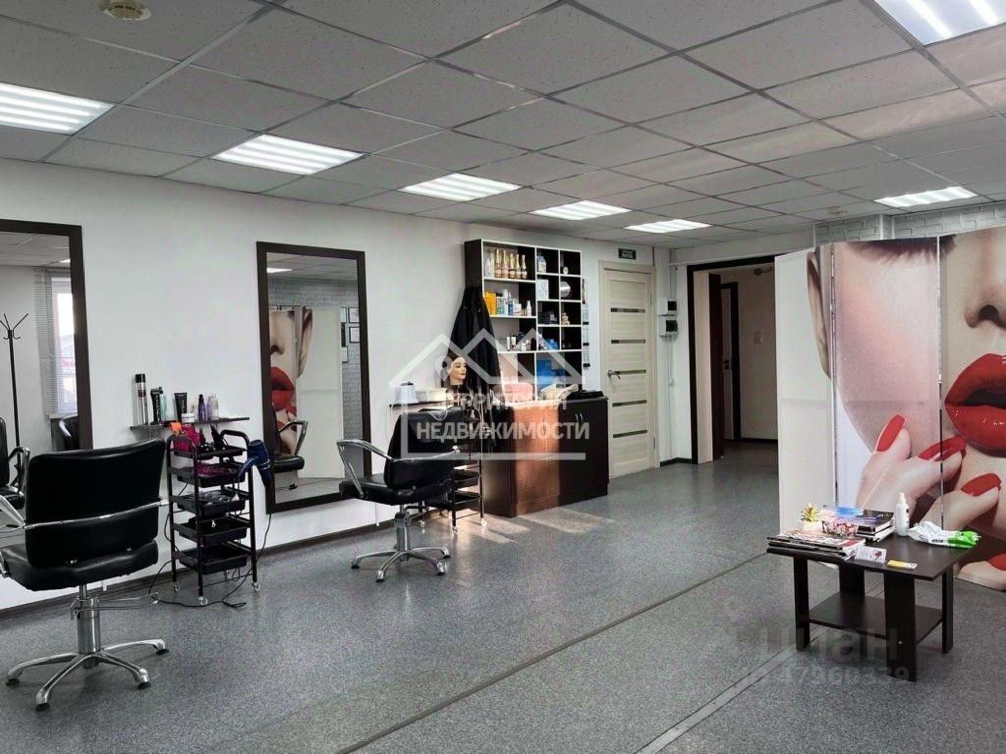 Сдать торговое помещение за 44 754 рублей на улица Ленина, 49