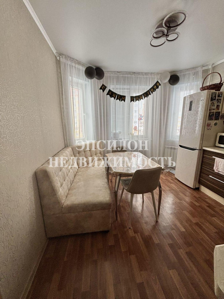 2-комн квартира Домостроителей, 3