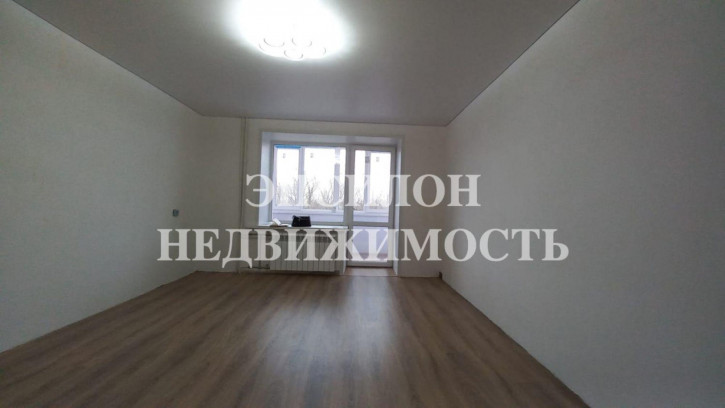 3-комн квартира Черняховского, 62