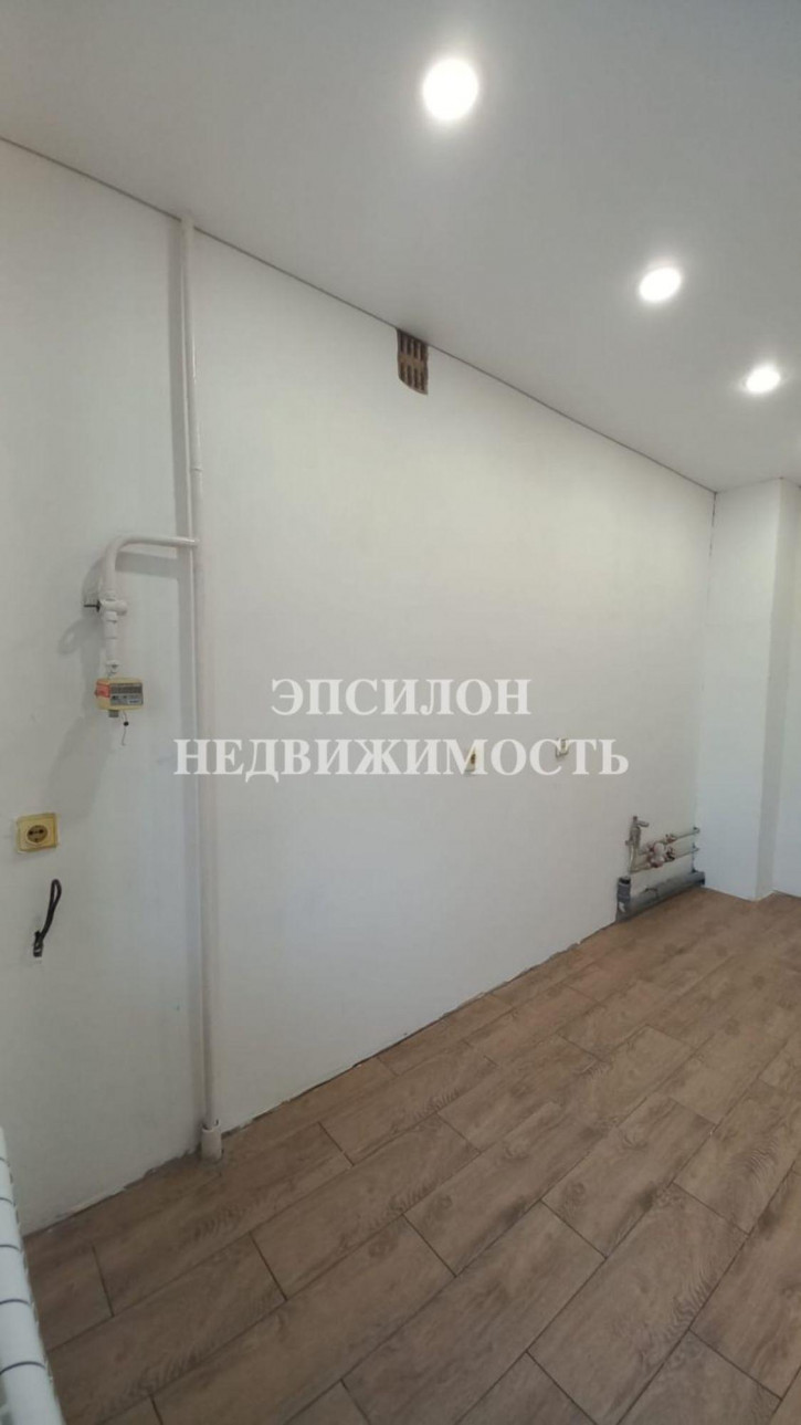 3-комн квартира Черняховского, 62