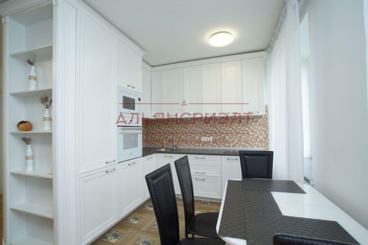 2-комн квартира ул. Челюскинцев,14