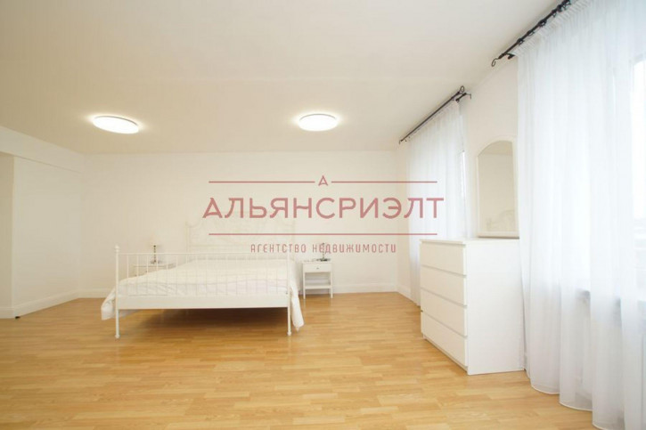2-комн квартира ул. Челюскинцев,14