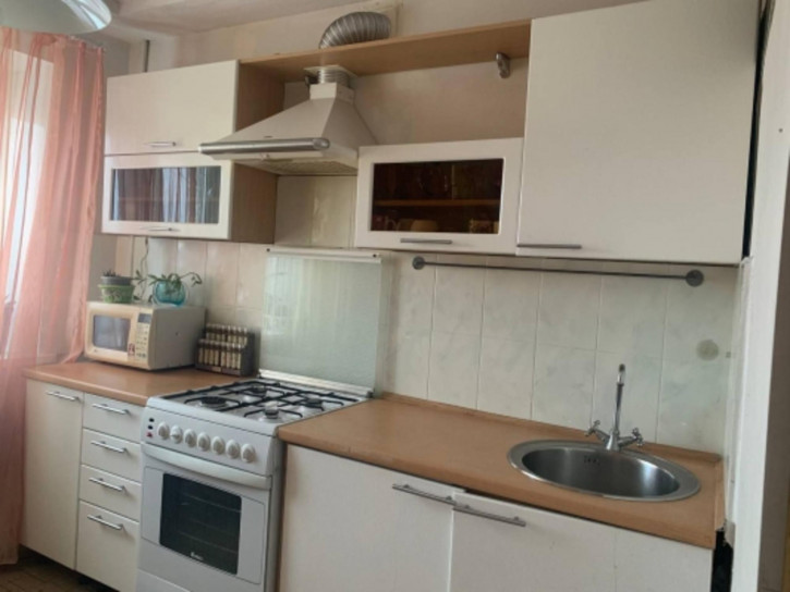 3-комн квартира ул Полбина, 46