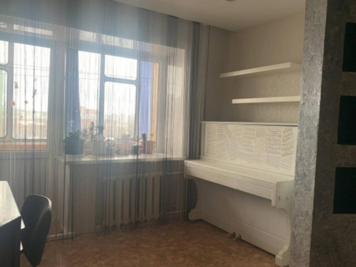 3-комн квартира ул Полбина, 46