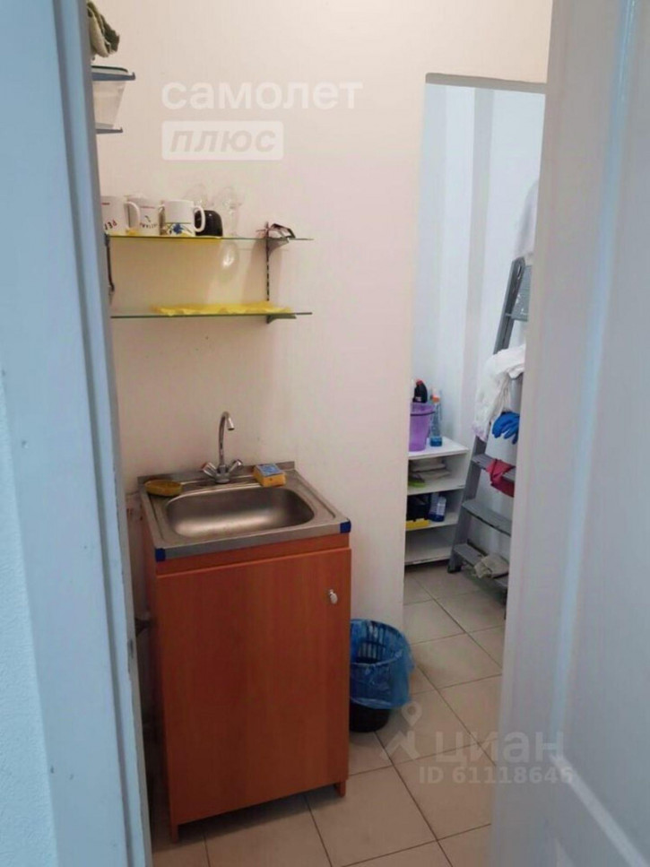 Торговое помещение улица Поленова, 21,  д. 21