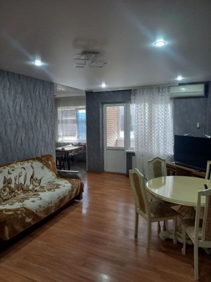 2-комн квартира половинко улица, 101