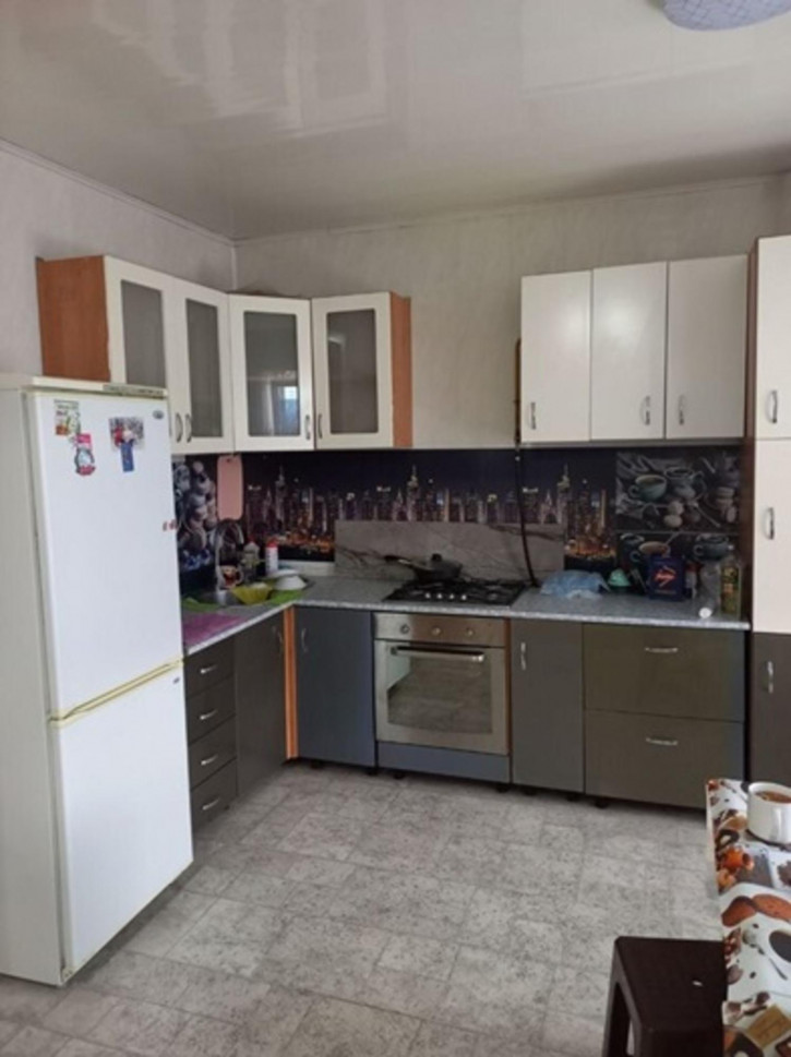 2-комн квартира половинко улица, 101