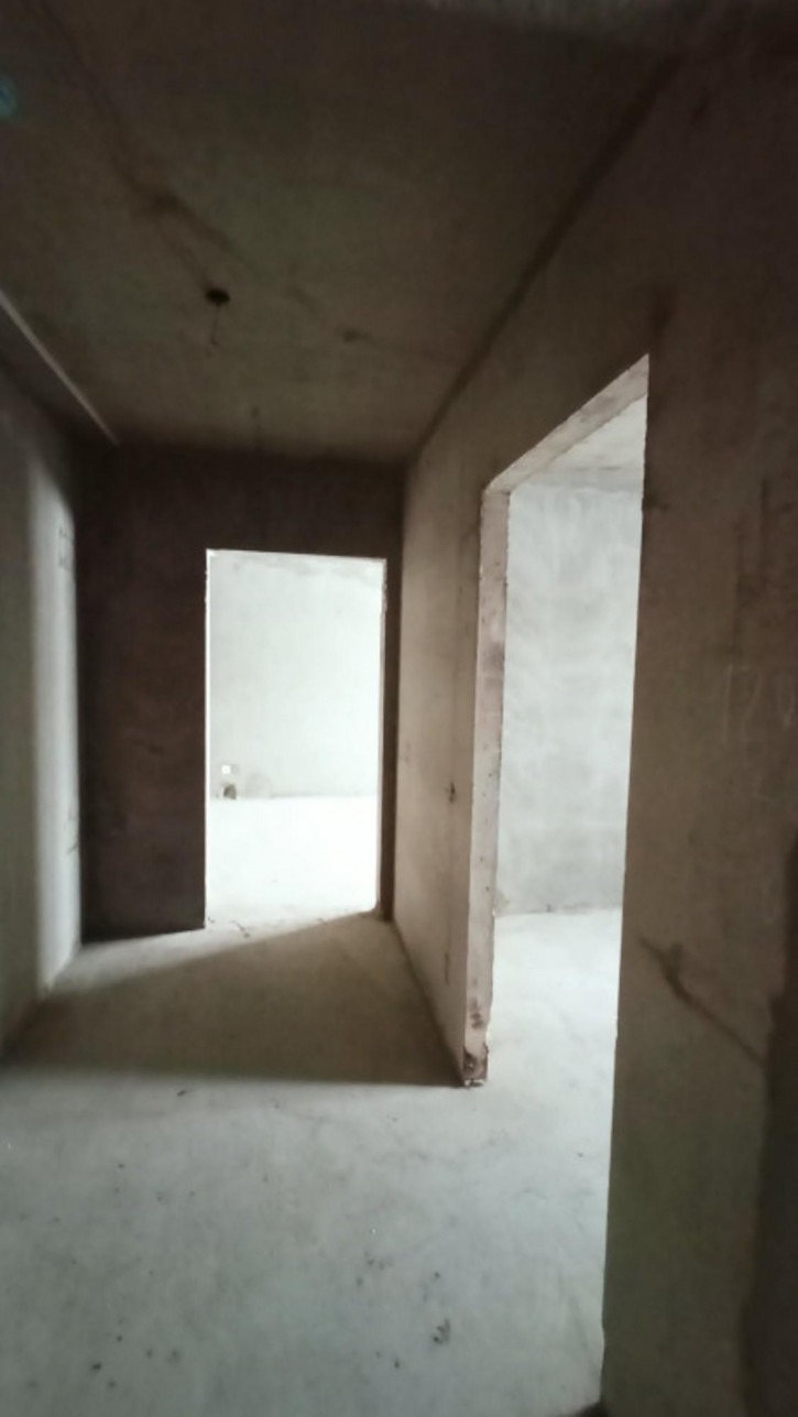 4-комн квартира в новом доме улица Юркина, 10