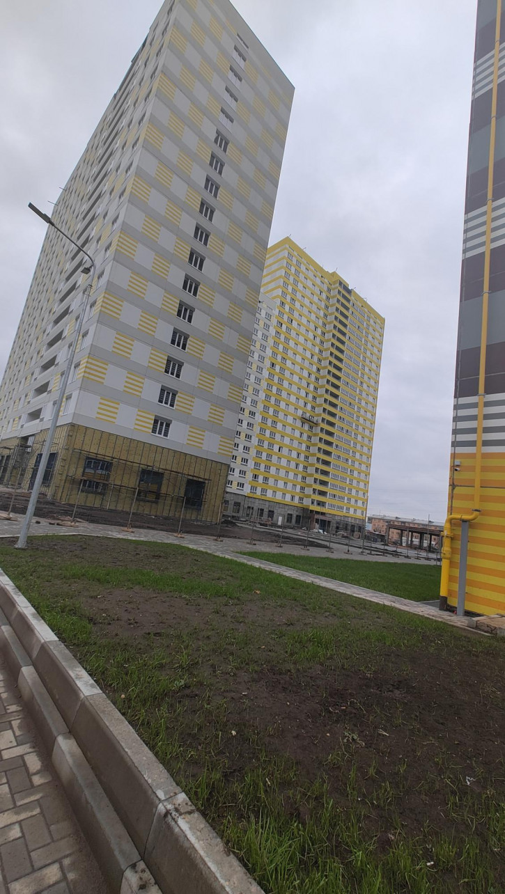 2-комн квартира в новом доме улица Юркина, 8
