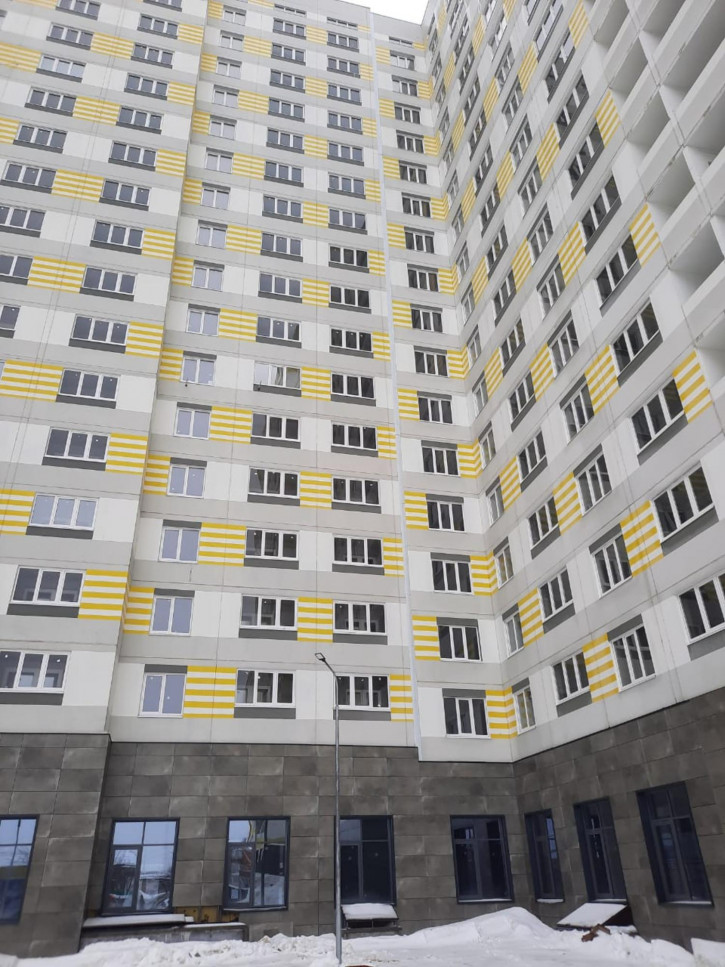 2-комн квартира в новом доме улица Юркина, 10