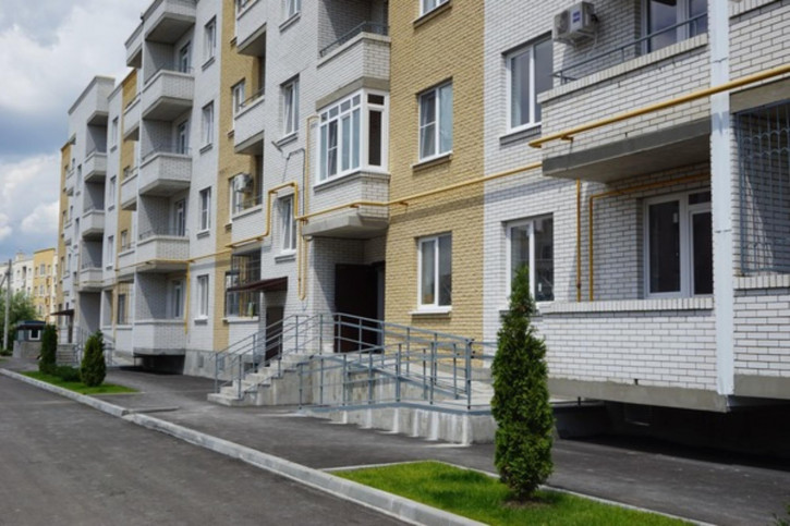 2-комн квартира в новом доме Батайск г, Макаровского ул, 4 корпус 2