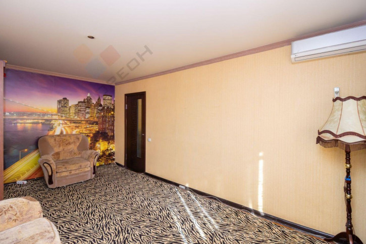 2-комн квартира Трудовой Славы ул, 44