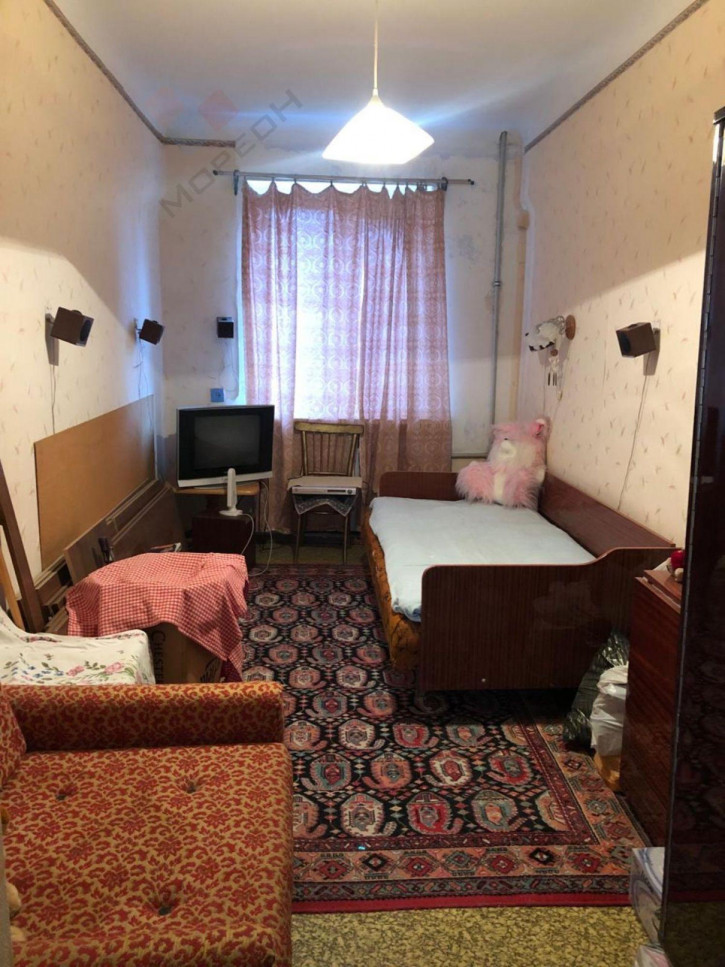 2-комн квартира Клиническая ул, 13