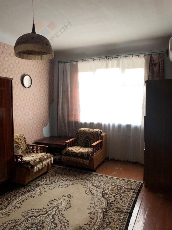 2-комн квартира Клиническая ул, 13