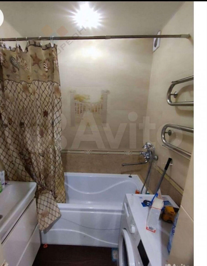 2-комн квартира Тепличная ул, 38