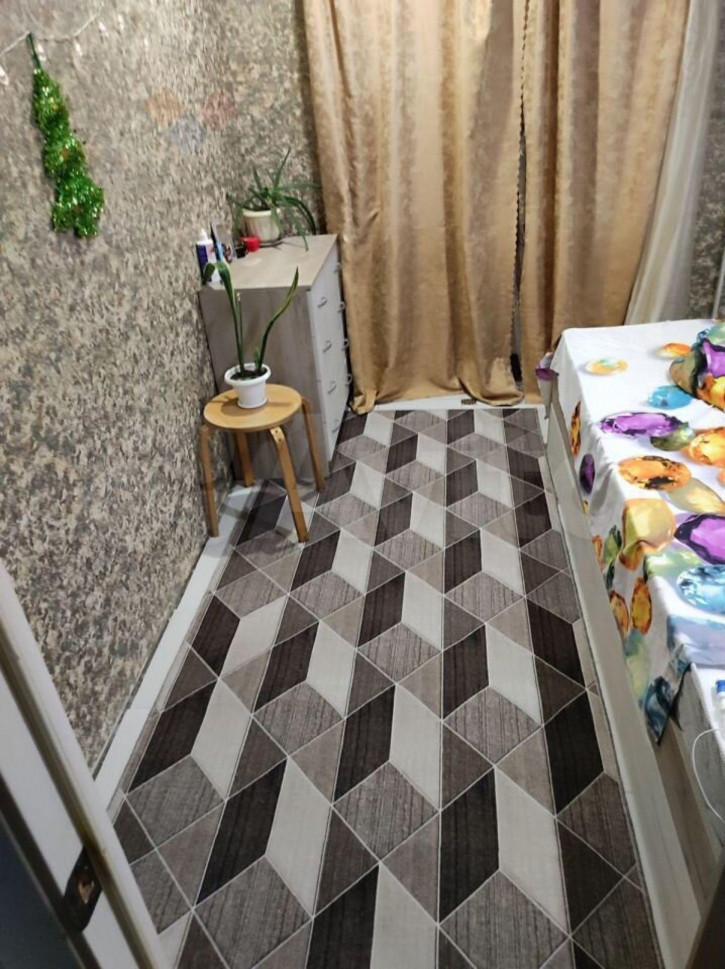 2-комн квартира Тепличная ул, 38