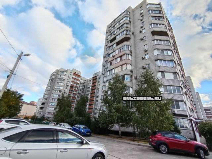 2-комн квартира Восточно-Кругликовская ул, 64